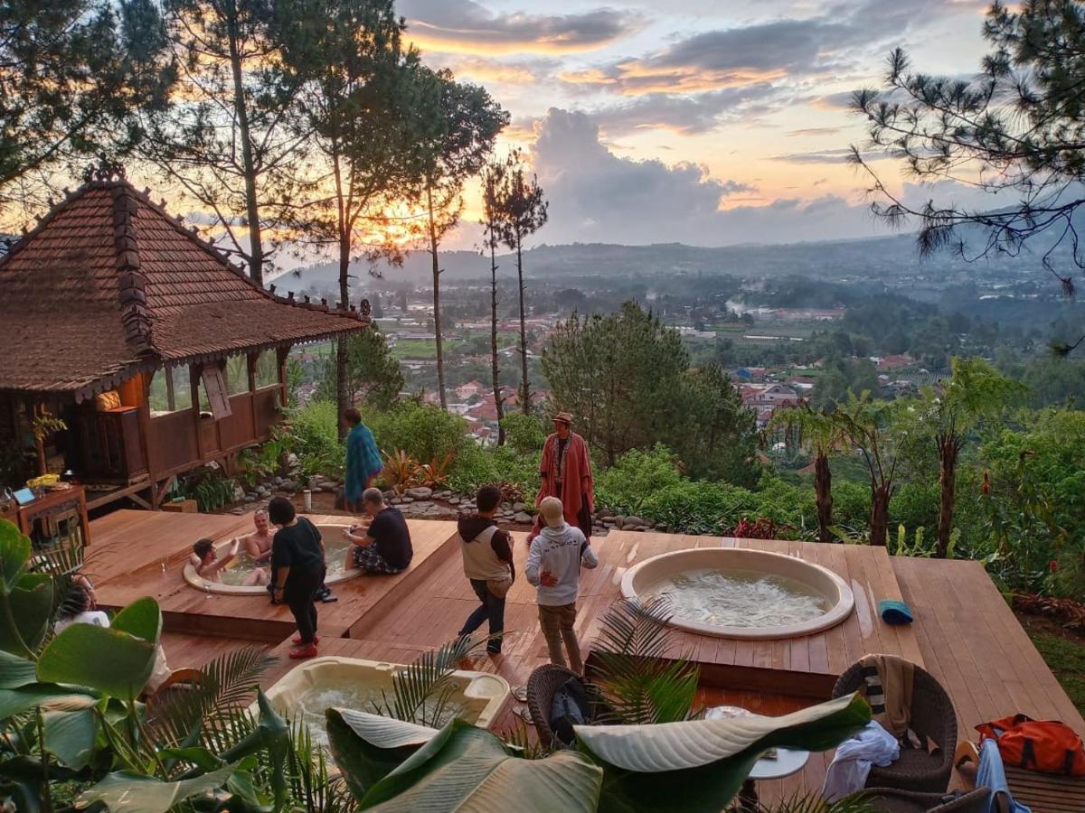 Mulberry Hill By The Lodge Bandung Exterior foto