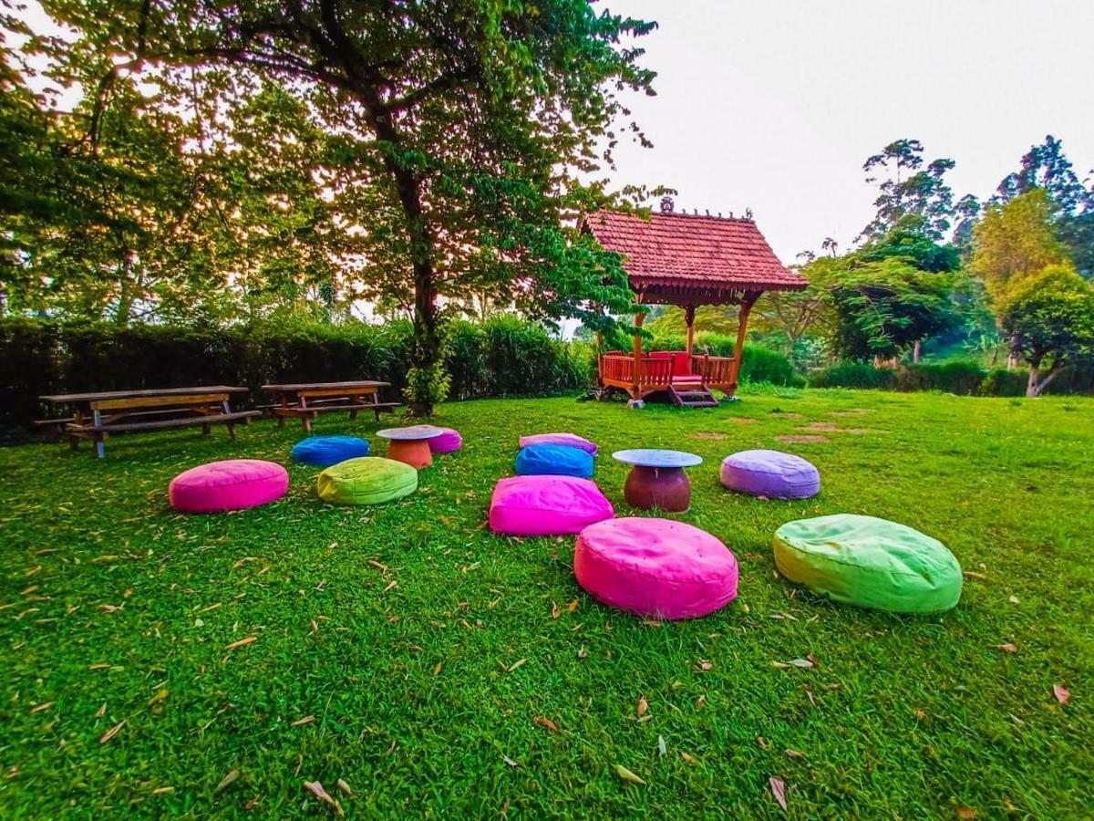 Mulberry Hill By The Lodge Bandung Exterior foto