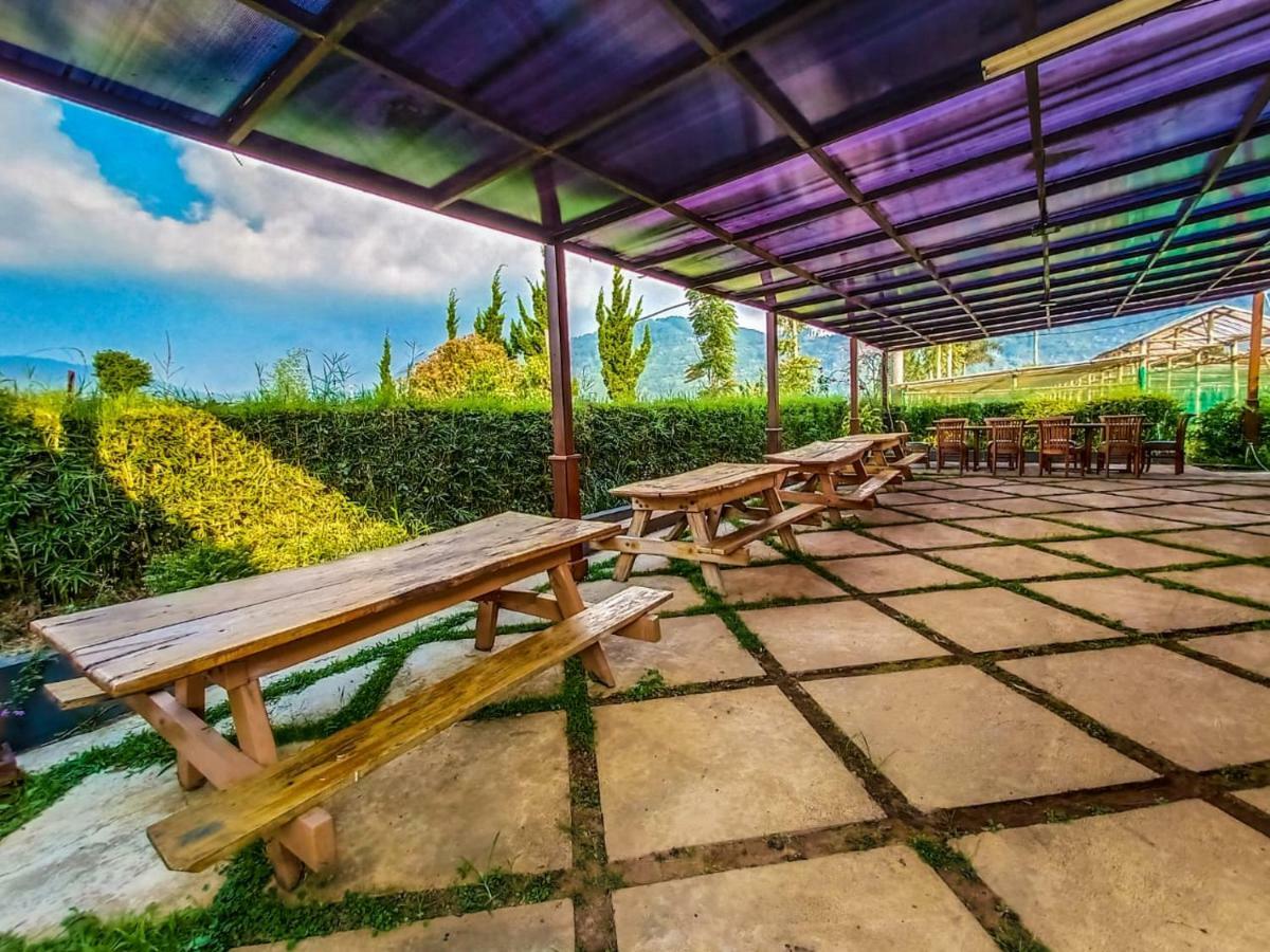 Mulberry Hill By The Lodge Bandung Exterior foto